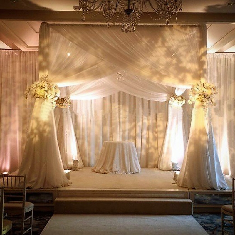 PIPE & DRAPE CHUPPAH