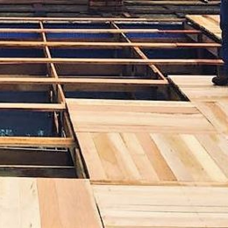 WOOD MODULAR DECKING